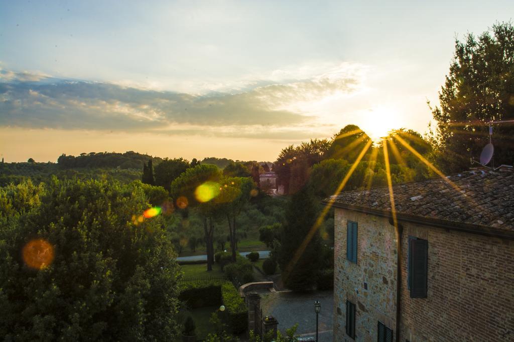 Villa Agostoli Siena Exteriör bild