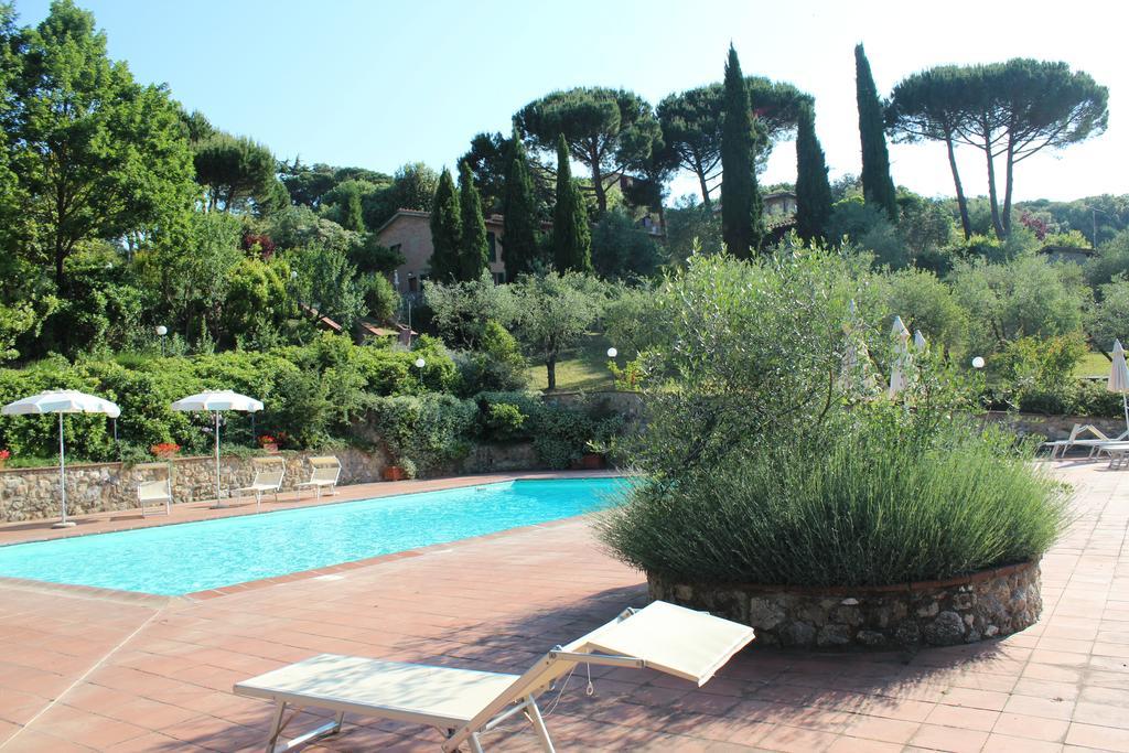 Villa Agostoli Siena Exteriör bild
